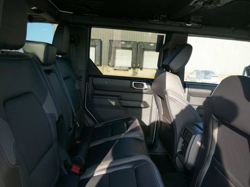 New 2025 Ford Bronco Outer Banks image 12