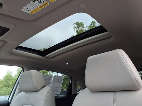 Used 2024 Honda HR-V EX-L image 15