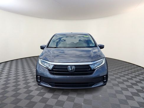 Used 2023 Honda Odyssey Touring image 2