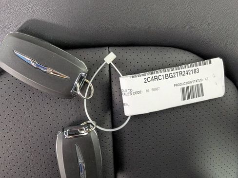 New 2026 Chrysler Pacifica Select FWD image 28