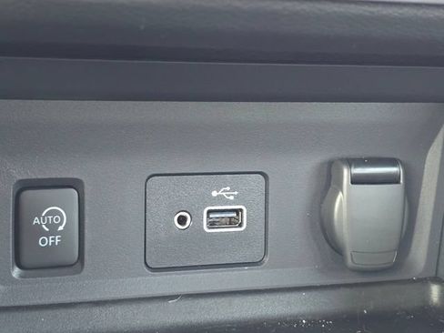 Certified 2025 Nissan Sentra S FWD image 16