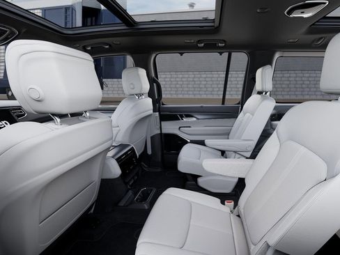 New 2026 Jeep Grand Wagoneer Limited AWD/4WD image 23