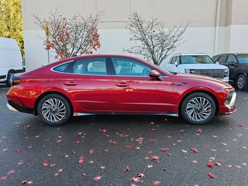 New 2025 Hyundai Sonata SEL image 8