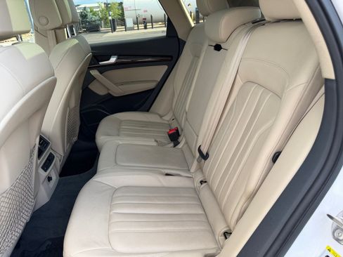 Used 2018 Audi Q5 2.0T Premium Plus w/ Premium Plus Package AWD/4WD image 17