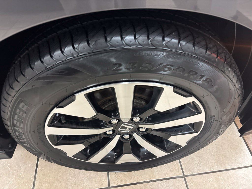 Used 2025 Honda Odyssey EX-L image 38