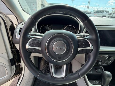 Used 2017 Jeep Compass Latitude w/ Popular Equipment Group image 12