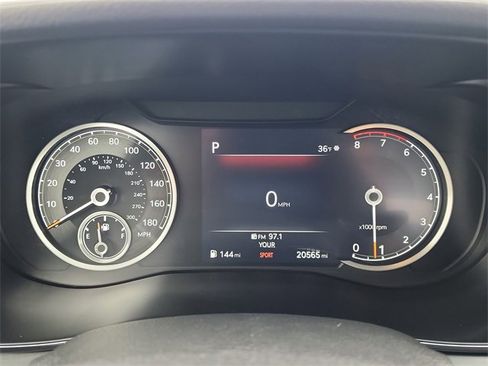 Used 2023 Genesis G70 3.3T image 25