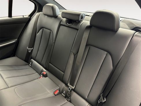 Used 2022 BMW M340i xDrive M340i xDrive image 13