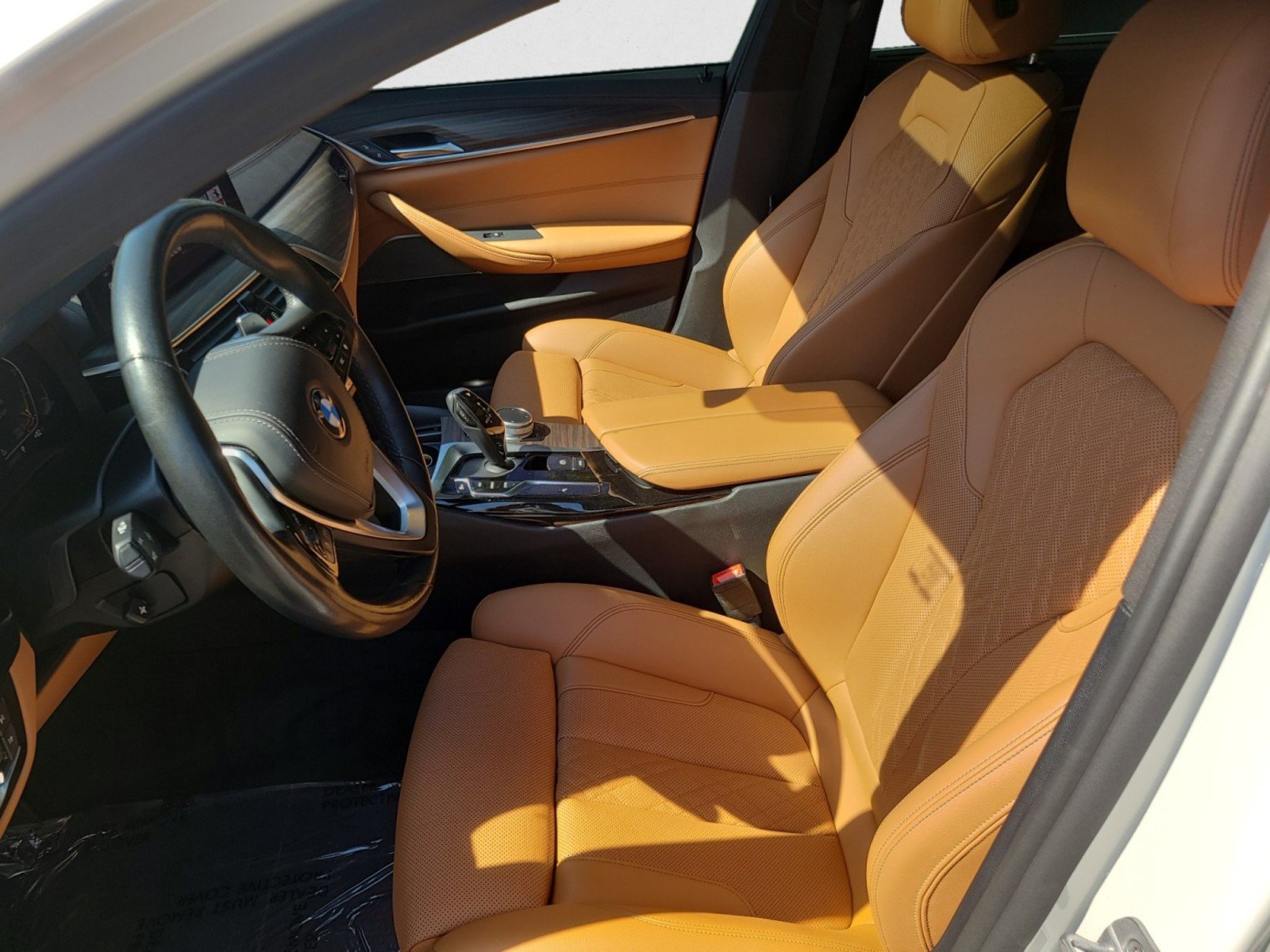 Used 2022 BMW 530i xDrive w/ M Sport Package AWD/4WD image 11