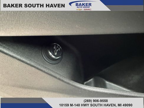 Used 2023 Cadillac XT6 Luxury image 24