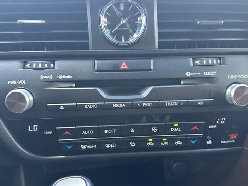 Used 2018 Lexus RX 350 FWD w/ Premium Package image 30