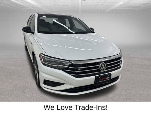 Used 2019 Volkswagen Jetta R-Line FWD image 3