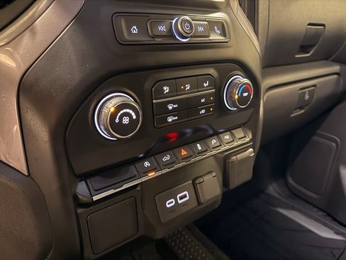 Used 2021 Chevrolet Silverado 1500 Custom RWD image 24