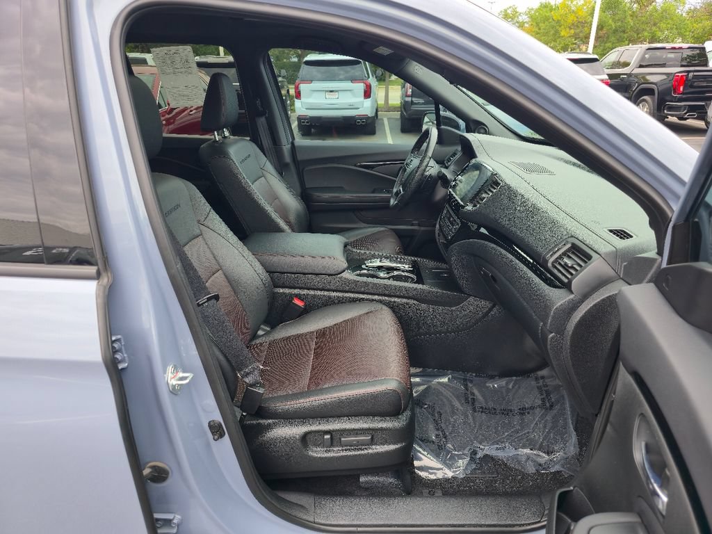 Used 2025 Honda Ridgeline Black Edition image 26
