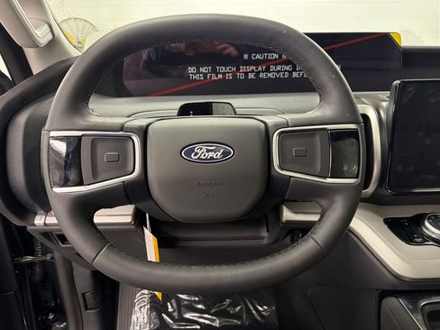 New 2025 Ford Expedition Max Active image 19