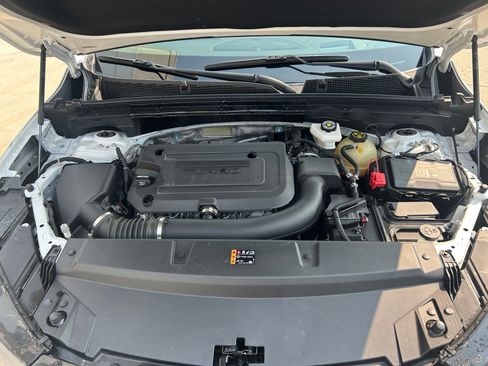 Used 2022 Buick Envision Essence w/ Technology Package II AWD/4WD image 12