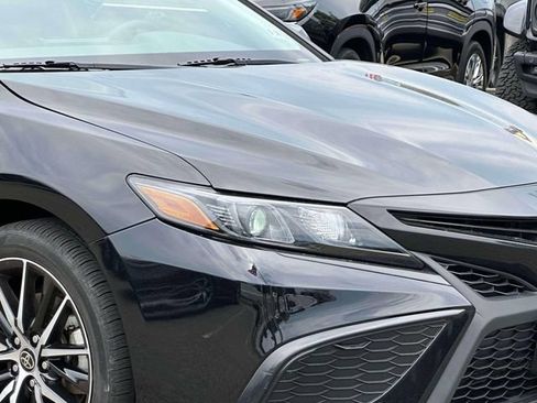 Used 2023 Toyota Camry SE AWD/4WD image 8