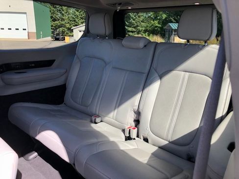 Used 2023 Jeep Grand Wagoneer Series II image 25