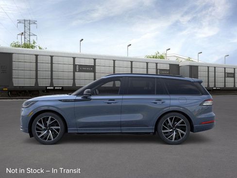 New 2026 Lincoln Aviator Black Label image 3