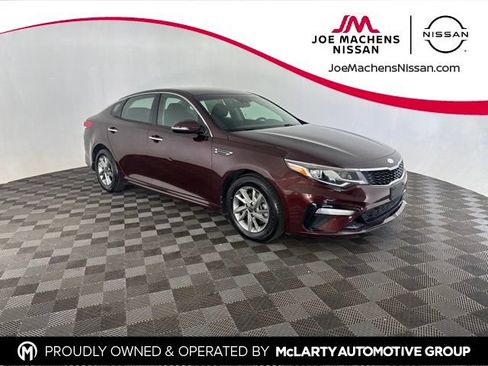 Used 2019 Kia Optima LX FWD image 1