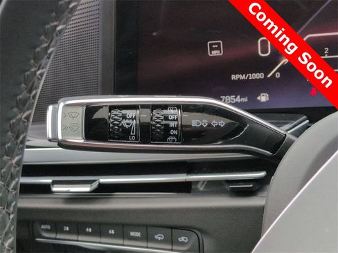 Used 2025 Cadillac Escalade Sport w/ Touring Package image 28