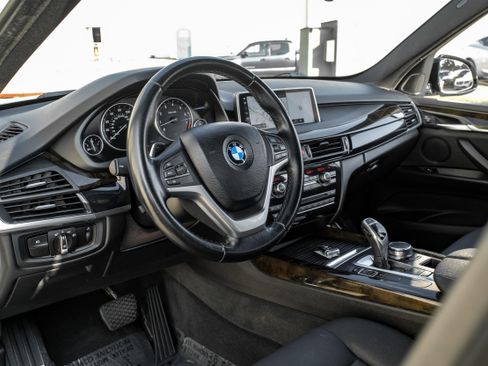 Used 2018 BMW X5 sDrive35i image 2