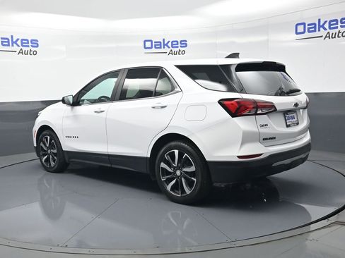Used 2022 Chevrolet Equinox LT w/ LPO, Blackout Package FWD image 6