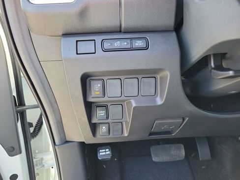 New 2026 Nissan Frontier SV w/ Tow Package image 10