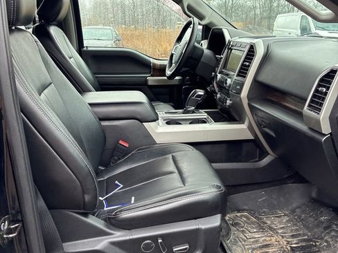 Used 2018 Ford F150 Lariat w/ Equipment Group 502A Luxury AWD/4WD image 6