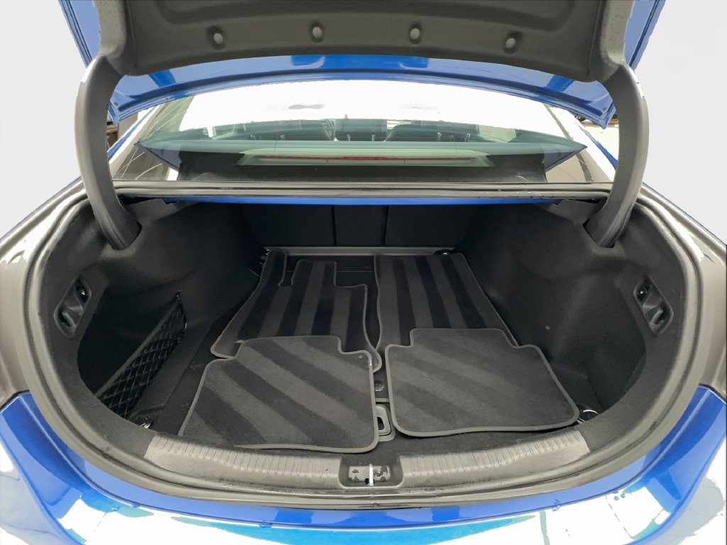 Used 2023 Mercedes-Benz C 300 Sedan image 14
