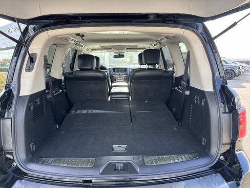 Used 2019 INFINITI QX80 Luxe image 8