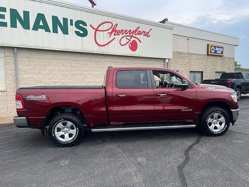 Used 2020 RAM 1500 Big Horn AWD/4WD image 7