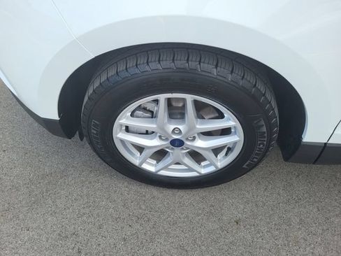 Used 2022 Ford Edge SEL w/ Convenience Package AWD/4WD image 9
