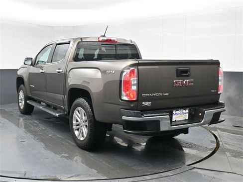 Used 2017 GMC Canyon SLT w/ Driver Alert Package image 6