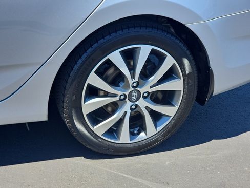 Used 2017 Hyundai Accent Value Edition FWD image 10