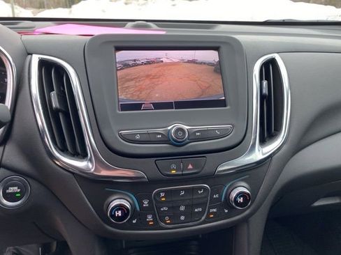 Used 2024 Chevrolet Equinox LT image 26