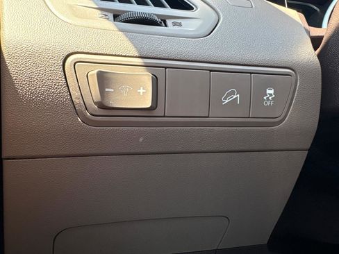 Used 2014 Hyundai Tucson Limited w/ Technology Package 02 FWD image 36