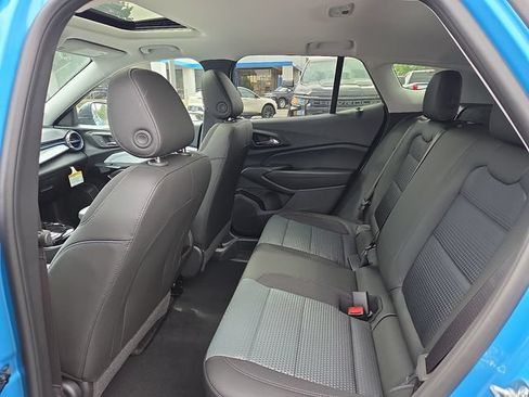 New 2026 Chevrolet Trax LT w/ Sunroof Package FWD image 8