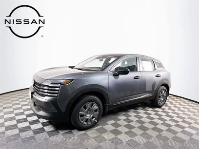 New 2025 Nissan Kicks S w/ Charging Package
