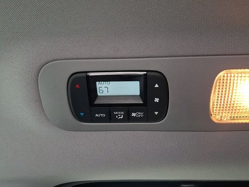 Used 2023 Honda Odyssey Touring image 14