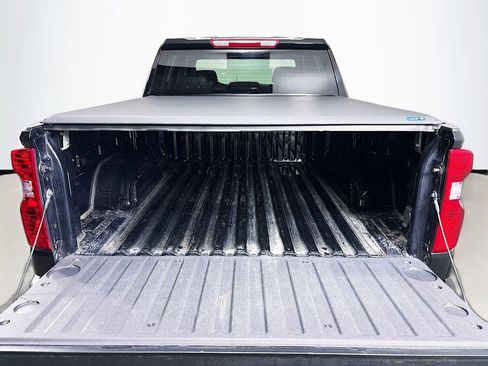 Certified 2023 Chevrolet Silverado 1500 Custom image 27