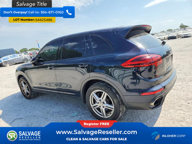 Used 2016 Porsche Cayenne AWD/4WD image 3