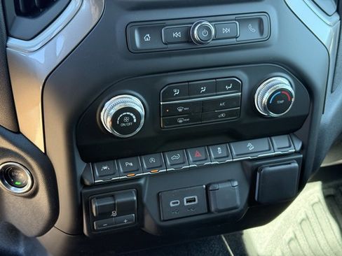 New 2026 GMC Sierra 1500 Pro w/ Pro Value Package image 20