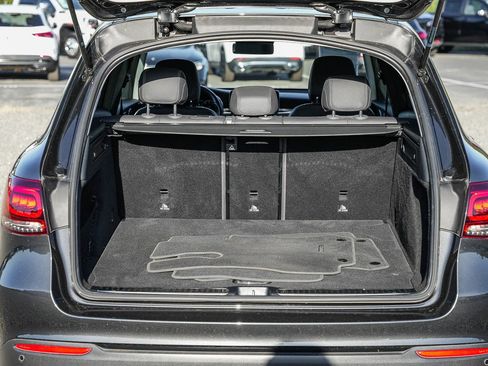 Certified 2022 Mercedes-Benz GLC 300 4MATIC image 25