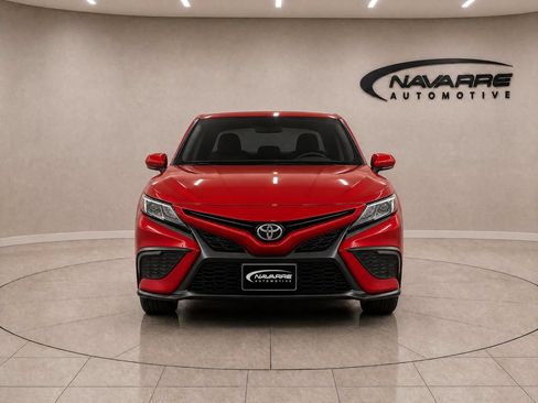 Used 2024 Toyota Camry SE w/ Convenience Package FWD image 2