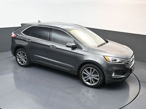 Used 2019 Ford Edge Titanium image 19