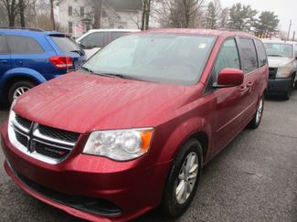 Used 2015 Dodge Grand Caravan SXT w/ UConnect Hands-Free Group image 1
