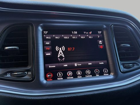 Used 2018 Dodge Challenger GT w/ Driver Convenience Group image 29