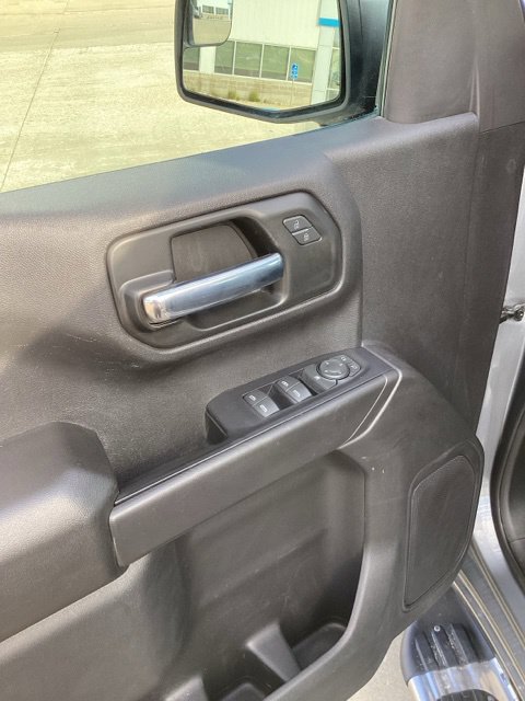 Used 2021 Chevrolet Silverado 1500 Custom AWD/4WD image 10
