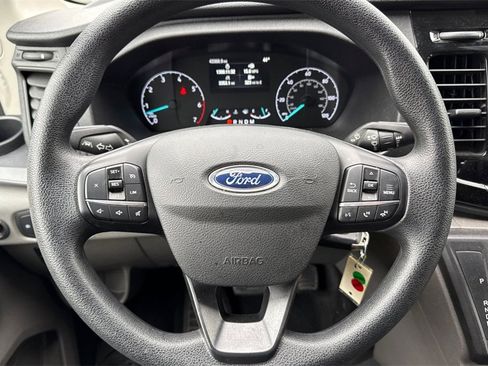 Used 2023 Ford Transit 350 XLT image 30